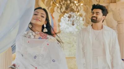 Monalisa का पहला म्यूजिक वीडियो हुआ रिलीज, सफेद लहंगे में खूबसूरत लगी वायरल गर्ल … Monalisa का पहला म्यूजिक वीडियो हुआ रिलीज, सफेद लहंगे में खूबसूरत लगी वायरल गर्ल …