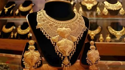अक्षय तृतीया से ठीक पहले सोना-चांदी हुआ सस्ता, खरीदरी से पहले चेक करें ताजा रेट