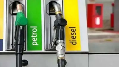 Petrol-Diesel Price 2 Jan 2026: आज सुबह बदल गए पेट्रोल-डीजल के दाम, अपनी जेब का हाल यहाँ करें चेक