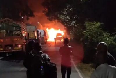 CG NEWS : यात्रियों से भरी बस में लगी भीषण आग, बस जलकर पूरी तरह खाक