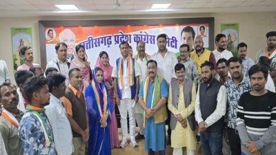  BREAKING : BJP के पूर्व नगर पंचायत अध्यक्ष गिरीराज किशोर दास ने सैकड़ों समर्थकों के साथ थामा कांग्रेस का दामन, पार्टी पर लगाया ये बड़ा आरोप