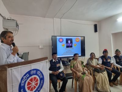  शहीद लांस नायक वीरेंद्र केवर्त के शहीद दिवस पर डॉक्टर ज्योति केवर्त का सम्मान दुर्गा महाविद्यालय में किया गया