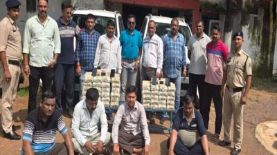 Breaking : पुलिस ने चेकिंग के दौरान स्कार्पियो से पकड़े 6 करोड़ 60 लाख कैश, चार गिरफ्तार