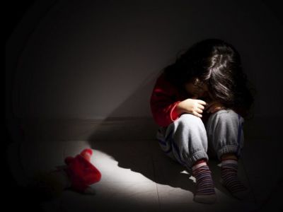 CRIME NEWS : 6 साल की बच्ची से 15 वर्षीय नाबालिग ने किया दुष्कर्म, आरोपी गिरफ्तार