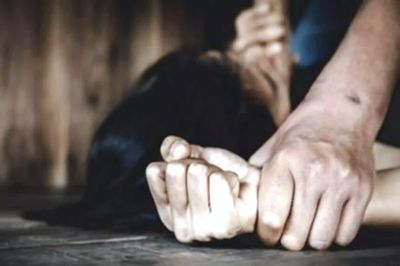 Crime : छत्तीसगढ़ में वीडियो वायरल करने की धमकी देकर नाबालिग से दुष्कर्म, 3 गिरफ्तार