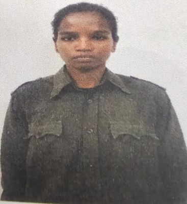 Breaking : लाल आतंक को तगड़ा झटका; 17 लाख की इनामी नक्सली कमला सोड़ी ने किया सरेंडर 