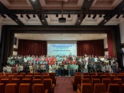 जनजाति गौरव वर्ष पखवाड़ा: शासकीय इंजीनियरिंग महाविद्यालय रायपुर में 'धरती आबा भगवान बिरसा मुंडा जयंती' श्रद्धा और उत्साह से मनाई गई