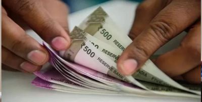 CG &ndash; स्वास्थ्य विभाग के कर्मचारी की पत्नी ले रही गलत तरीके से इस योजना का लाभ, पति ने खुद की अपने पत्नी की शिकायत, फिर जो हुआ&hellip;..