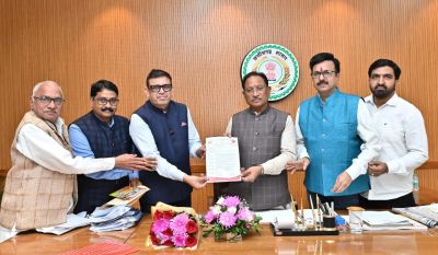 मुख्यमंत्री से CAIT प्रतिनिधियों की सौजन्य मुलाकात, स्वदेशी संकल्प यात्रा में शामिल होने का दिया आमंत्रण&hellip;