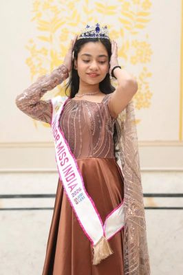 आदया श्रीवास्तव ने बढ़ाया छत्तीसगढ़ का मान, बनीं &lsquo;जूनियर मिस इंडिया मिस कॉन्फिडेंट&rsquo;