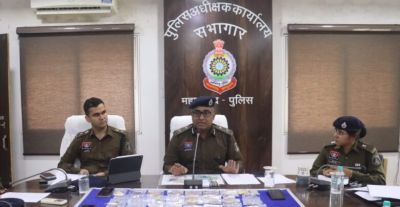 करोड़ों की चोरी का करने वाले 5 आरोपी गिरफ्तार,93 लाख से ज्यादा के जेवरात बरामद