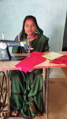 महतारी वंदन से आर्थिक रूप से सशक्त हुई महिलाएं: सहायता राशि से सिलाई मशीन खरीद भगवती रात्रे बनी आत्मनिर्भर&hellip;