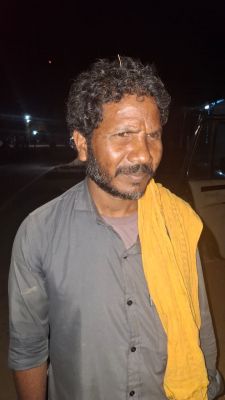 BREAKING NEWS: AK-47 के साथ डीवीसीएम नक्सली मल्लेश ने किया आत्मसमर्पण