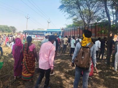 Accident : छत्तीसगढ़ में दर्दनाक हादसा; बस-ट्रक में जबरदस्त भिड़ंत, 4 लोगों की मौत, 12 घायल