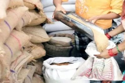 CG : छत्तीसगढ़ में राशन कार्ड धारकों को खुशखबरी, अप्रैल में एक साथ मिलेगा 3 महीने का चावल
