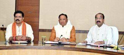 मंत्रिमंडल की बैठक में महत्वपूर्ण विषयों पर हो रही चर्चा