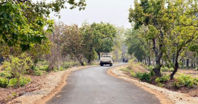 पोलमपल्ली से अरलमपल्ली सड़क बनने से खुश है ग्रामीण&hellip;नक्सल गढ़ में विकास की नई जीत