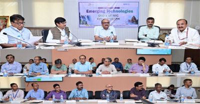 आम जनता को शासन की फ्लैगशिप योजनाओं का लाभ दिलाने के लिए सूचना प्रौद्योगिकी का अधिकतम इस्तेमाल करें : मुख्य सचिव विकासशील