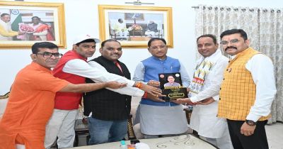 मुख्यमंत्री विष्णु देव साय से भारतीय रेडक्रास सोसायटी के पदाधिकारियों ने की सौजन्य भेंट&hellip;..