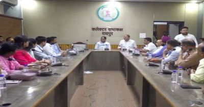 पेट्रोल संकट की अफवाहों पर रायपुर प्रशासन अलर्ट, कलेक्टर ने बुलाई बड़ी बैठक; 24 घंटे दौड़ेंगे ईंधन टैंकर