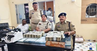 BREAKING: वाहन चेकिंग में बड़ा खुलासा: क्रेटा कार से 65 लाख रुपये नकद बरामद, वाहन सहित रकम जब्त