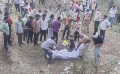 CG CRIME : खेत में बोरी के अंदर मिला युवक का टुकड़ों में कटा शव, खौफनाक हत्याकांड से दहला इलाका CG CRIME : खेत में बोरी के अंदर मिला युवक का टुकड़ों में कटा शव, खौफनाक हत्याकांड से दहला इलाका