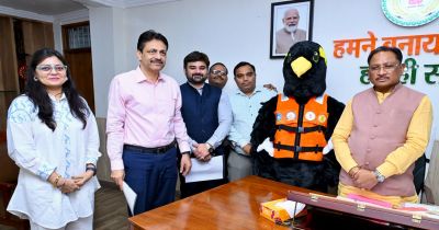 राष्ट्रीय कायाकिंग-केनोईंग प्रतियोगिता के मस्कट &lsquo;पहाड़ी मैना&rsquo; का मुख्यमंत्री ने किया विमोचन