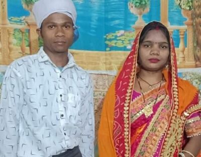 मुख्यमंत्री विष्णुदेव साय की पहल से सेवा सेतु बना ग्रामीणों का भरोसेमंद साथी, रायगढ़ विकासखंड के ग्राम सांगीतराई के दुर्गा सिदार को घर बैठे मिला विवाह प्रमाण पत्र