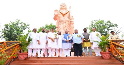 मातृशक्ति एवं प्रकृति के प्रति श्रद्धा का अनुपम संगम : साय मातृशक्ति एवं प्रकृति के प्रति श्रद्धा का अनुपम संगम : साय