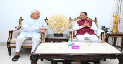 मुख्यमंत्री विष्णुदेव साय से लघु उद्योग भारती के प्रतिनिधिमंडल ने की सौजन्य मुलाकात : 14वें इंडिया इंडस्ट्रियल फेयर की तैयारियों पर हुई चर्चा