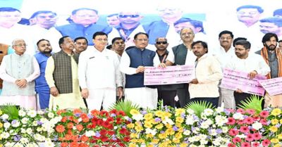 ढाई साल की उपलब्धियाँ- छत्तीसगढ़ का श्रमिक कल्याण के क्षेत्र में नई पहचान