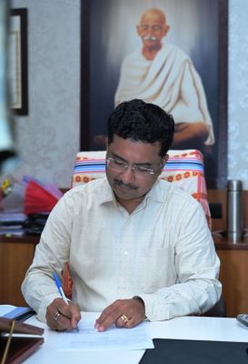 सोनमणि बोरा ने प्रमुख सचिव, नगरीय प्रशासन एवं विकास विभाग का कार्यभार ग्रहण किया&hellip;.