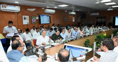 उप मुख्यमंत्री अरुण साव ने विकास कार्यों और योजनाओं के क्रियान्वयन की समीक्षा की