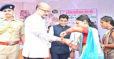 लक्ष्य हासिल करने के लिए जुनून जगाएं और मेहनत करें: राज्यपाल रमेन डेका