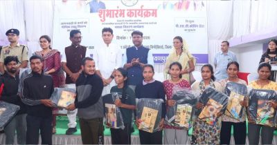 राजस्व और वन मंत्री ने किया निःशुल्क पीएससी-व्यापम आवासीय कोचिंग सेंटर का शुभारंभ