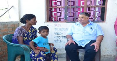 हर जरूरतमंद परिवार को सम्मानजनक आवास उपलब्ध कराना सरकार की प्राथमिकताः मंत्री राजेश अग्रवाल