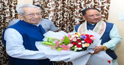 मुख्यमंत्री साय ने छत्तीसगढ़ के पूर्व राज्यपाल हरिचंदन से की सौजन्य भेंट मुख्यमंत्री साय ने छत्तीसगढ़ के पूर्व राज्यपाल हरिचंदन से की सौजन्य भेंट