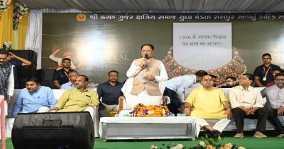 नारी शक्ति के सम्मान, सुरक्षा और आर्थिक सशक्तिकरण के लिए प्रतिबद्ध है हमारी सरकार: साय नारी शक्ति के सम्मान, सुरक्षा और आर्थिक सशक्तिकरण के लिए प्रतिबद्ध है हमारी सरकार: साय