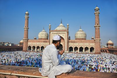 जामा मस्जिद में लोगों ने अदा की नमाज, आज के दिन कुर्बानी का बहुत बड़ा महत्व&hellip;