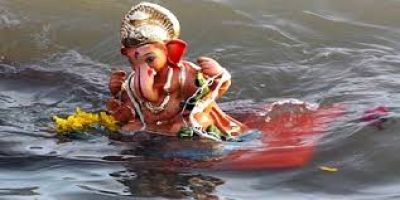 Ganesh Visarjan 2024 : आज इन शुभ मुहूर्त में करे बप्पा का विसर्जन Ganesh Visarjan 2024 : आज इन शुभ मुहूर्त में करे बप्पा का विसर्जन