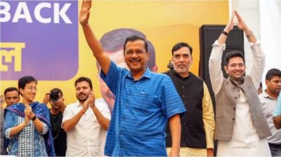 BREAKING : सीएम अरविंद केजरीवाल ने उप राज्यपाल को सौंपा इस्तीफा...इन्हें बनाया गया दिल्ली के नई मुख्यमंत्री BREAKING : सीएम अरविंद केजरीवाल ने उप राज्यपाल को सौंपा इस्तीफा...इन्हें बनाया गया दिल्ली के नई मुख्यमंत्री