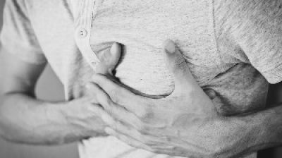 रामलीला में कुंभकरण का किरदार निभा रहे कलाकार को आया हार्ट अटैक, हुई मौत