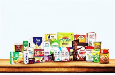 मदर डेयरी के बाद अब अमूल ने भी घटाई अपने सामान की कीमत, जानें किस पर कितनी होगी बचत