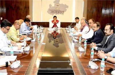 मोहन कैबिनेट के एक फैसले ने मचाई सनसनी, 3 लाख से ज्यादा आउटसोर्ट कर्मचारियों और अधिकारियों की उड़ी नींद