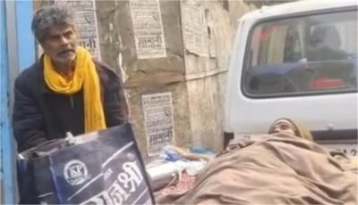 न एंबुलेंस मिली, न मदद, हाथ ठेले पर बीमार पत्नी को ढोता रहा पति, अस्पताल पहुंचने से पहले बुझ गई जिंदगी