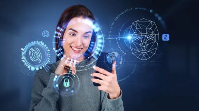 आधार में होने जा रहा है बड़ा बदलाव: अब फिंगरप्रिंट नहीं, चेहरे से होगी पहचान