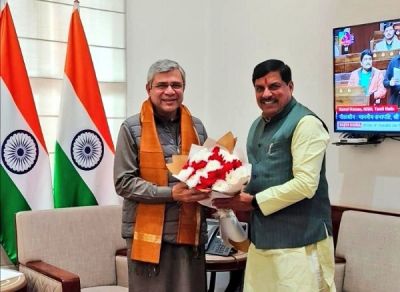 मप्र के मुख्यमंत्री डॉ. यादव ने नई दिल्ली में रेल मंत्री वैष्णव से की सौजन्य भेंट