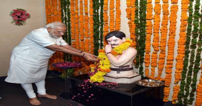 चंद्रशेखर आजाद की जयंती पर पीएम मोदी समेत कई नेताओं ने दी श्रद्धांजलि चंद्रशेखर आजाद की जयंती पर पीएम मोदी समेत कई नेताओं ने दी श्रद्धांजलि