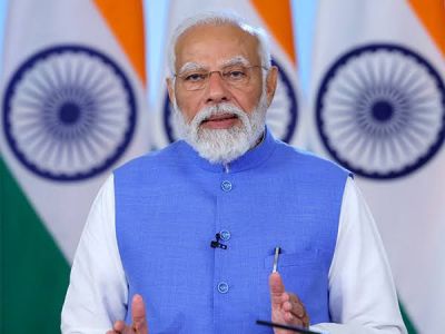 बुद्धि, सदाचार, संयम, ज्ञान, वीरता, वाणी, सामर्थ्य और उपकार मनुष्य के जीवन को प्रकाशमान करते हैं: पीएम मोदी