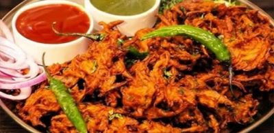खाएं आलू-प्याज के क्रंची पकौड़े, बेहद आसान है बनाने का तरीका, क्रिस्पीनेस से बढ़ जाएगा स्वाद